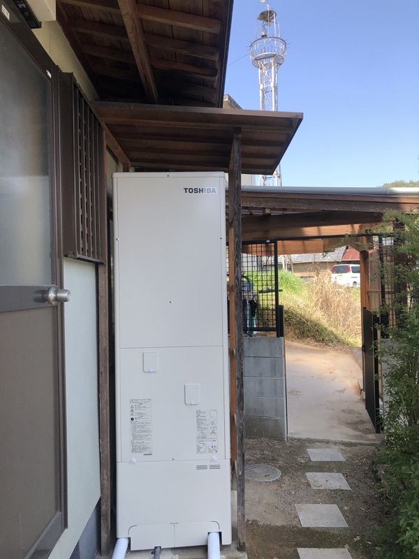 東京都足立区・T様　電気温水器からエコキュートへ交換 (1)