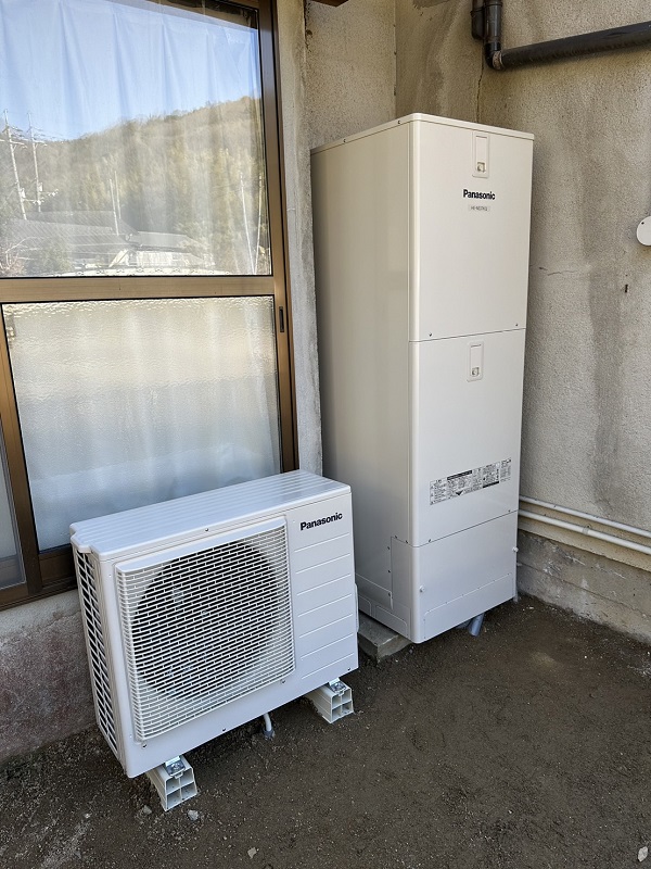 宮崎県宮崎市・H様　電気温水器からエコキュートにお取り替え (1)