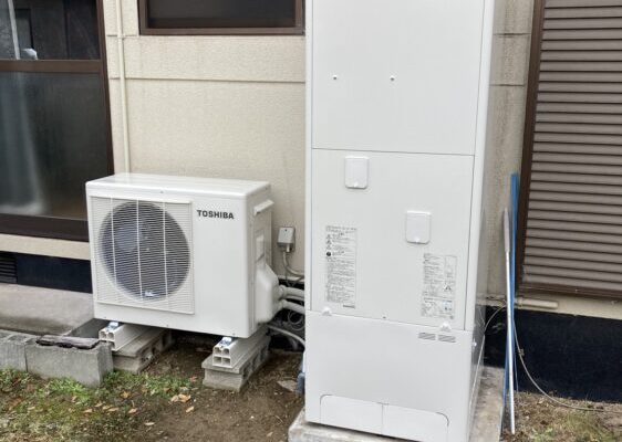 神奈川県横浜市・O様邸　電気温水器からエコキュートへ交換 (1)