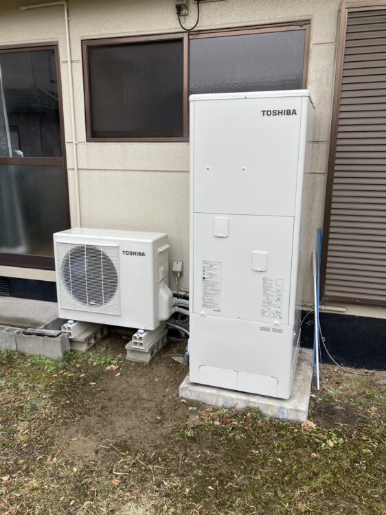 神奈川県横浜市・O様邸　電気温水器からエコキュートへ交換 (1)