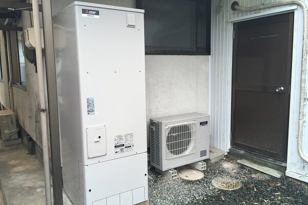 福岡県福岡市・M様　電気温水器からエコキュートへ交換2 (1)