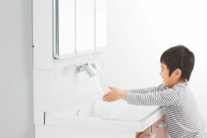 エアインスウィング水栓