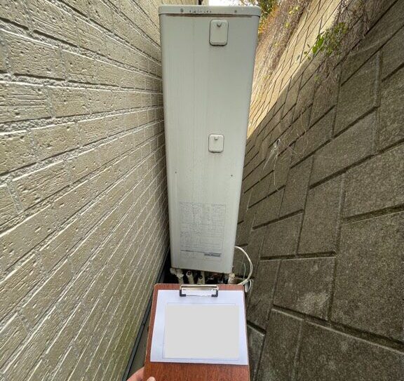 交換前の古いエコキュート