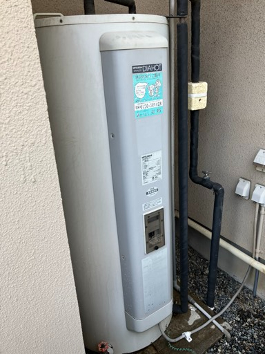 電気温水器交換前(ダイホウトー)