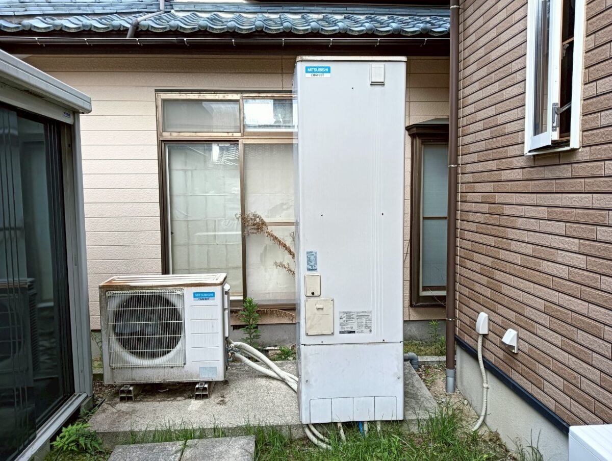 新潟県新潟市中央区　エコキュート交換　施工前