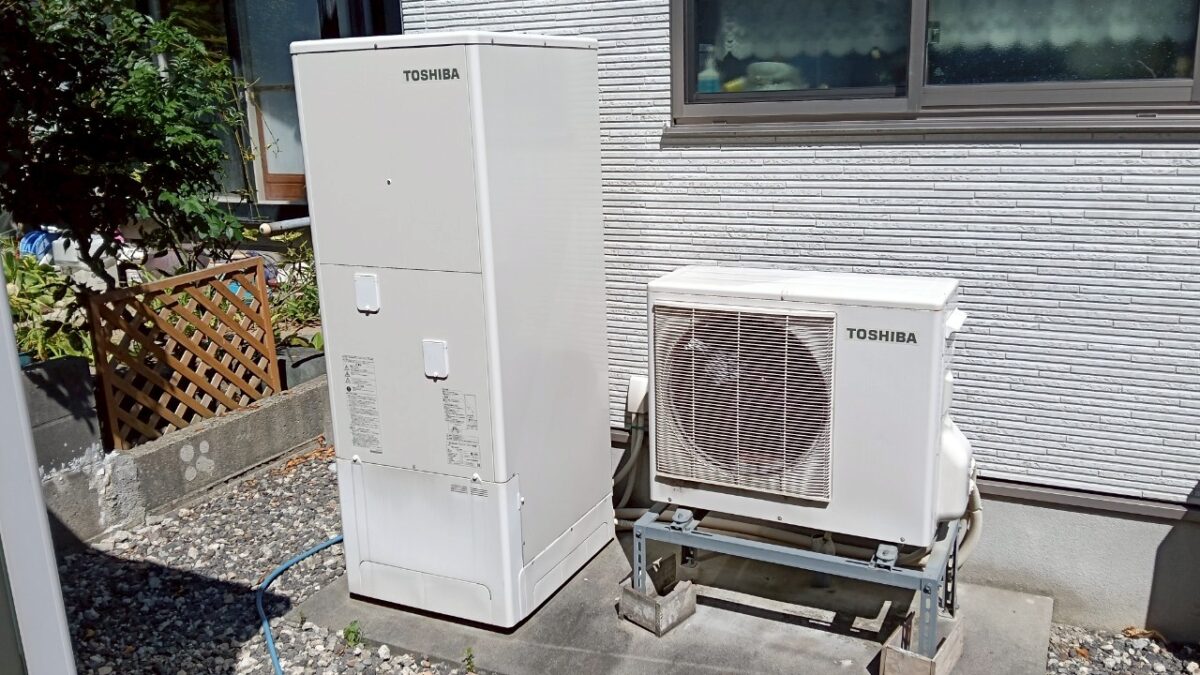 新潟市西区　エコキュート交換工事　施工前